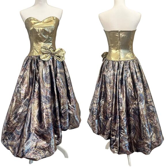 True Vintage Dresses & Skirts - Vintage Gold Lamé Union Made 1970-80s Drop Waist Bubble Hem Big Bow Gown